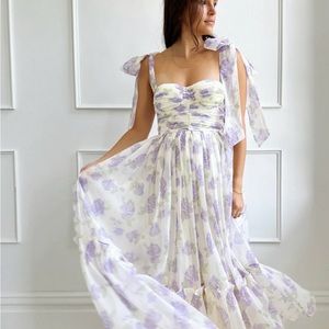 White Ruched Tiered Sweetheart Midi Dress with tie shoulder